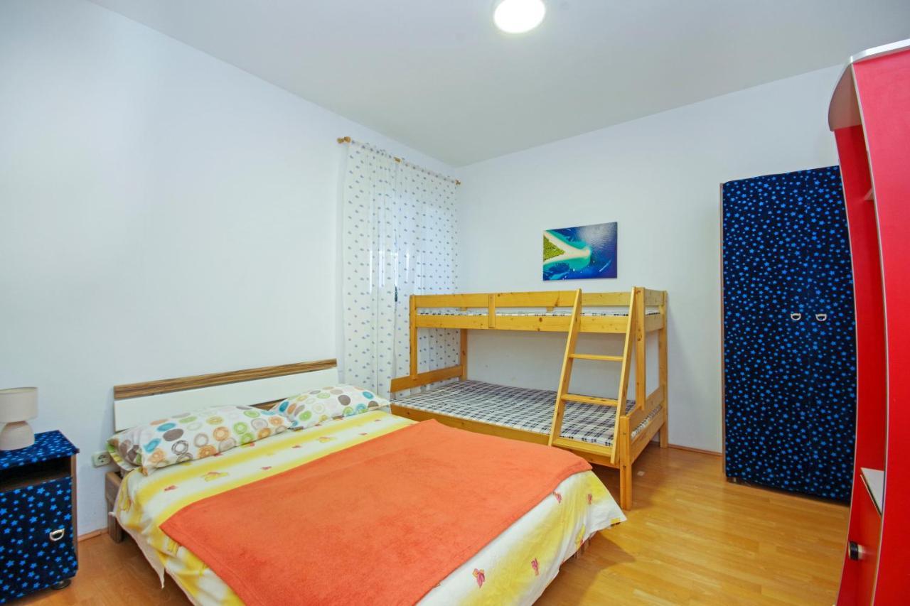 Apartments Makarska Exteriör bild